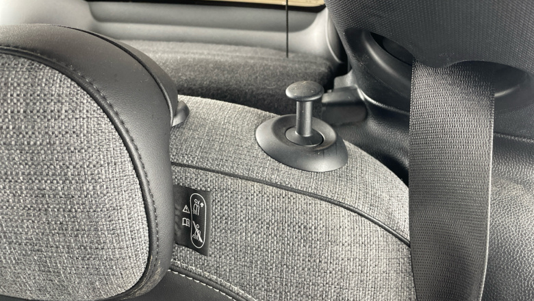 MINI Hatchback 135kW Cooper S Level 2 33kWh 3dr Auto Electric Hatchback